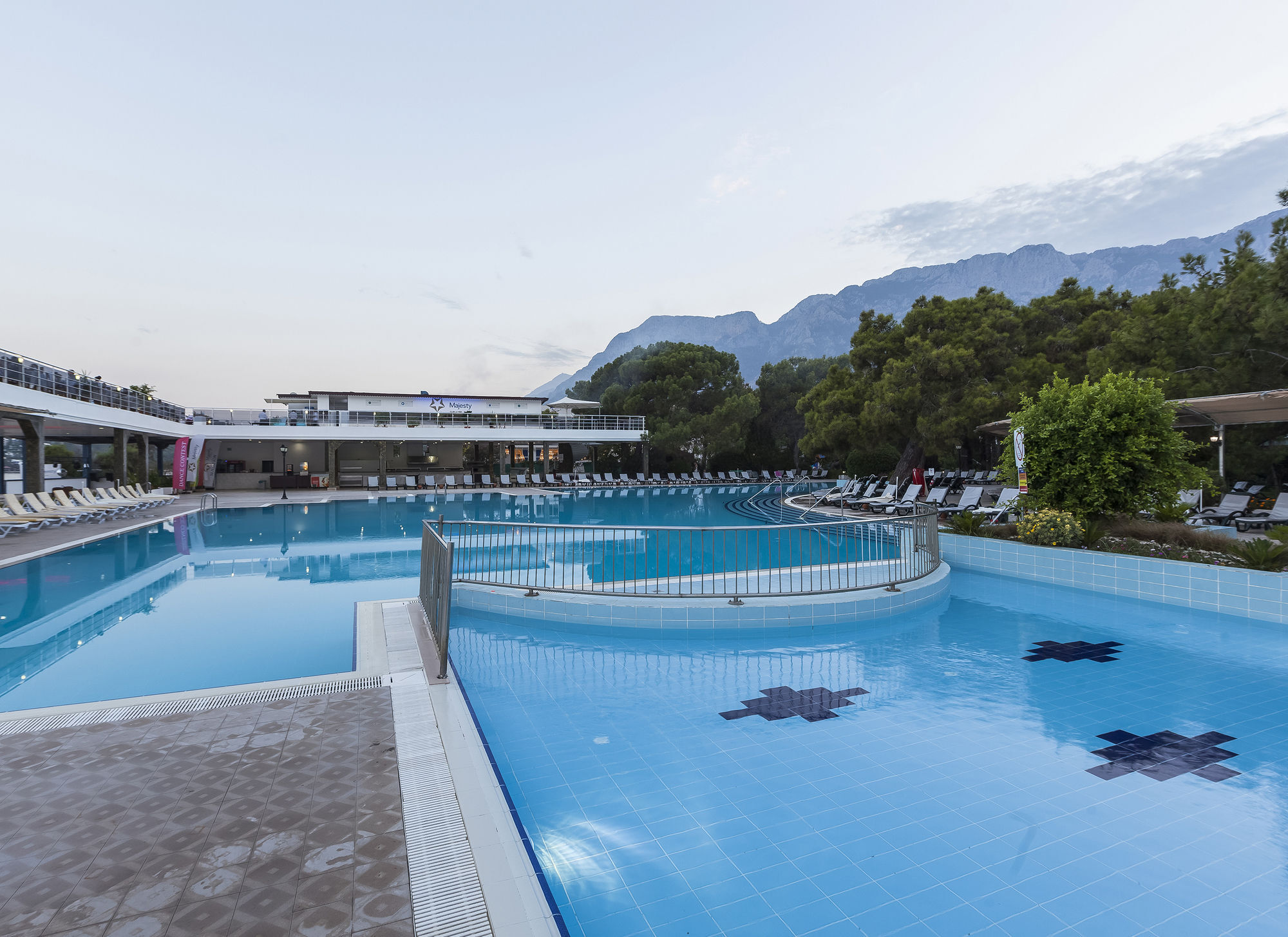 La Mer Hotel 高纳克 外观 照片