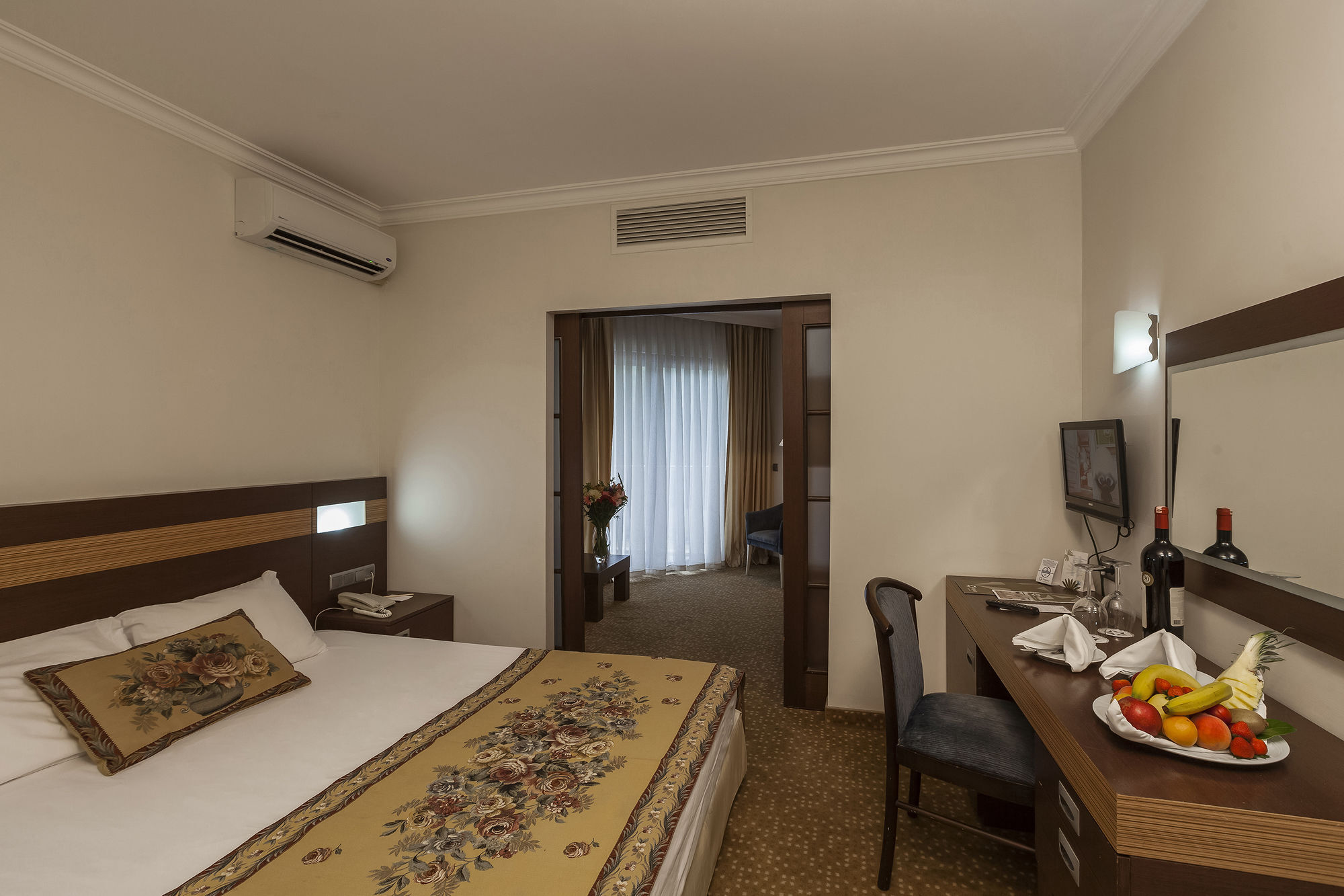 La Mer Hotel 高纳克 外观 照片