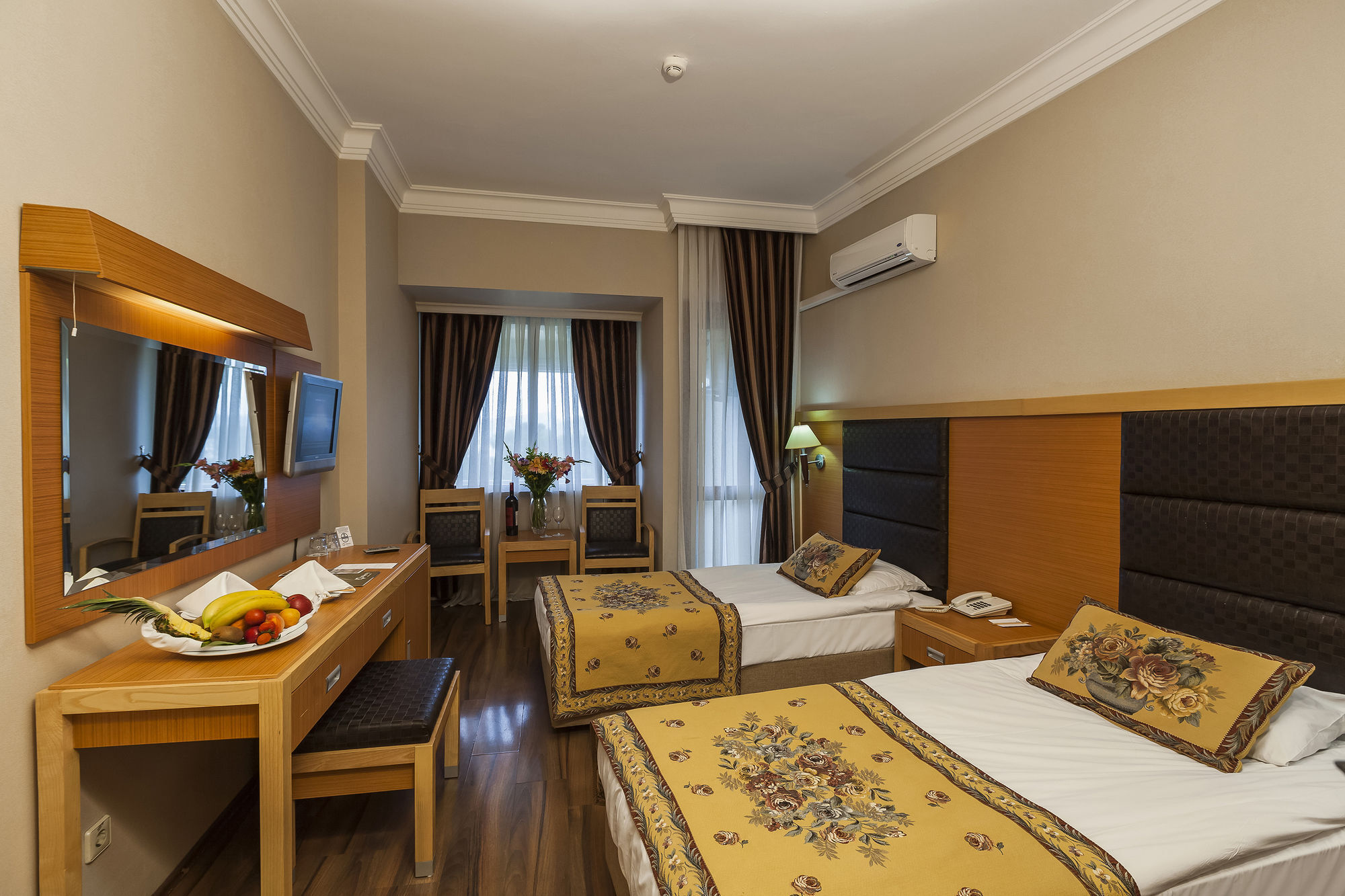 La Mer Hotel 高纳克 外观 照片